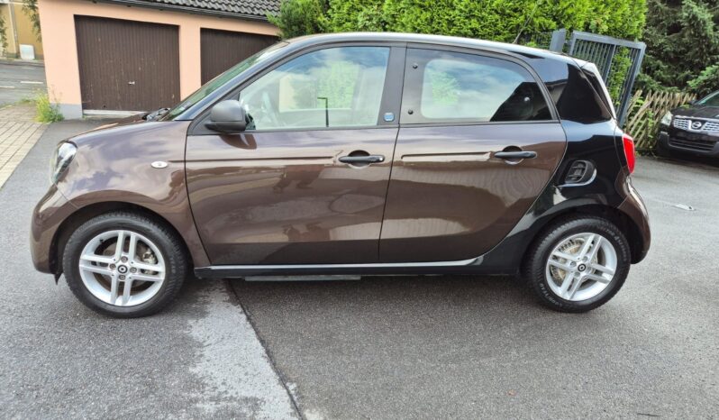 Smart ForFour Electric Drive EQ zu verkaufen full