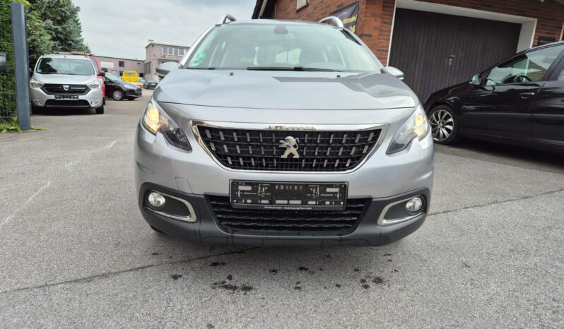 Gepflegter Peugeot 2008 Active zu verkaufen full