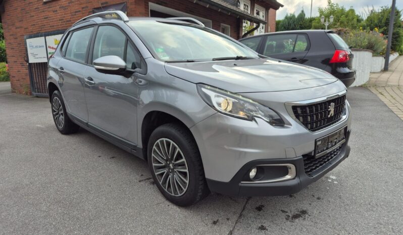 Gepflegter Peugeot 2008 Active zu verkaufen full